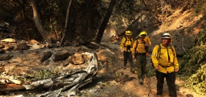 Firefighters make progress on Southern California wildfires