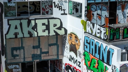 A bold generation of graffiti taggers hits high-profile L.A. targets