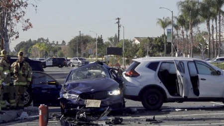 Driver fleeing police hits, kills driver in Orange County