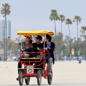 Surprise heat wave to break Saturday night, with cooler temps arriving early next week